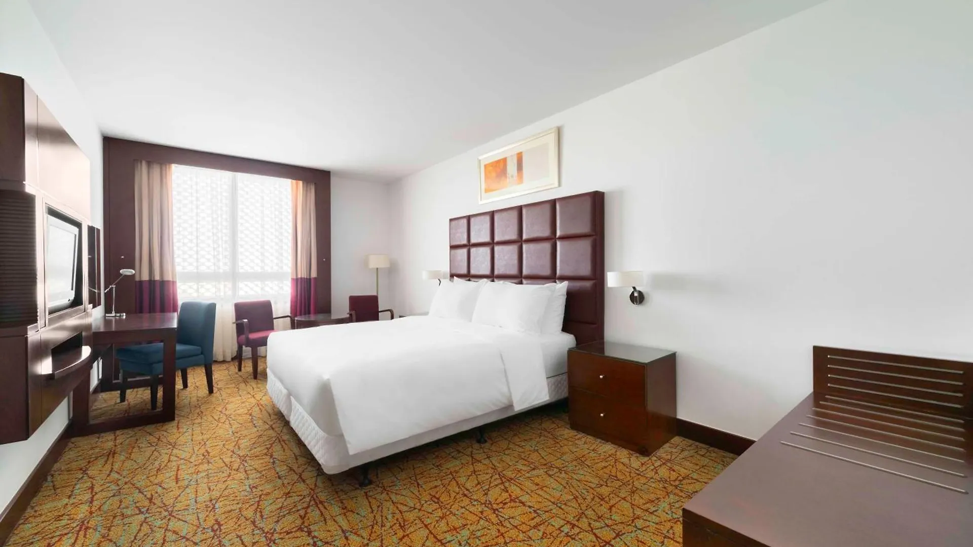 Radisson Blu Hotel, Riyad 5*,