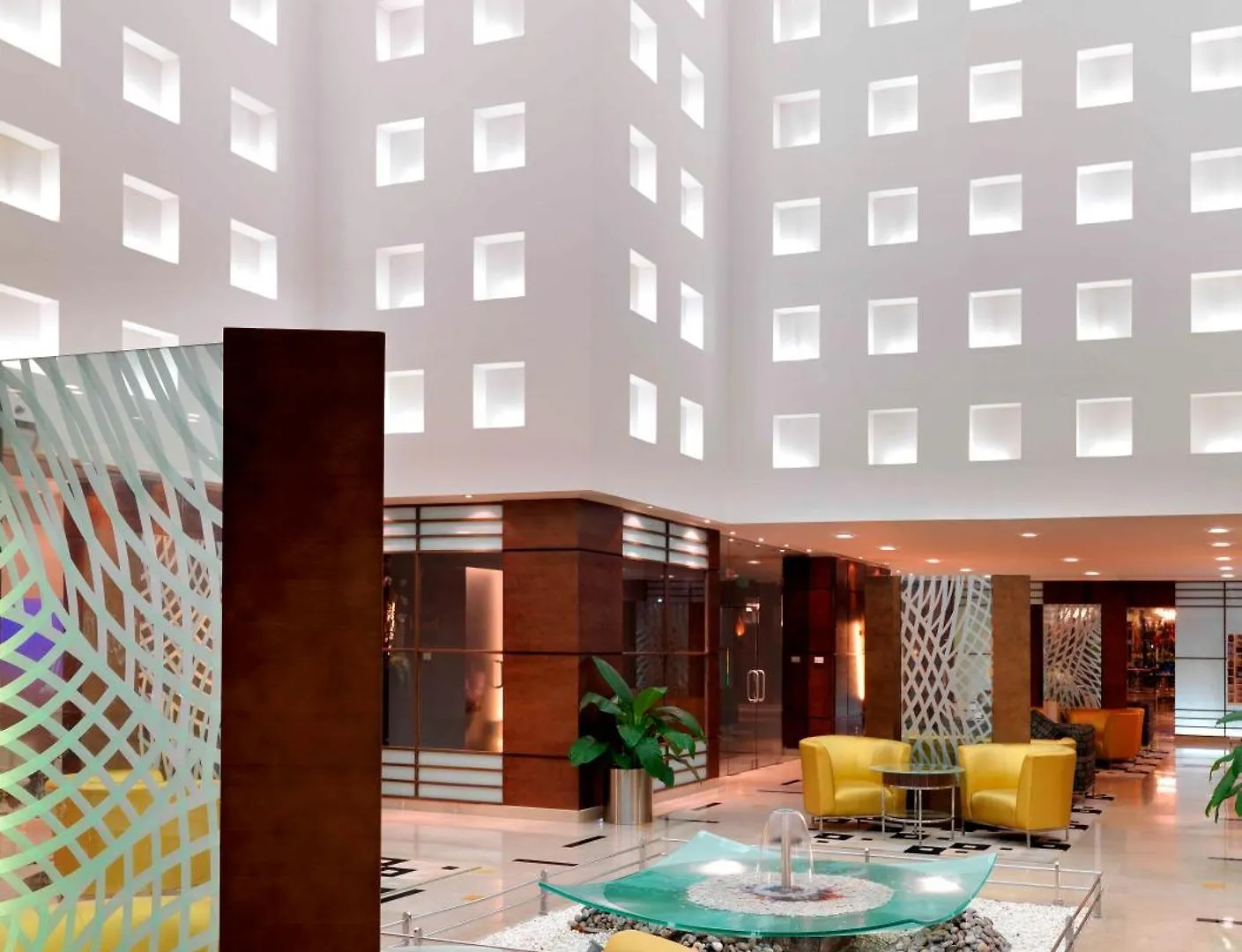 Radisson Blu Hotel, Riadh 5*,